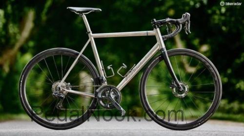 Van Nicholas Skeiron specs and reviews 